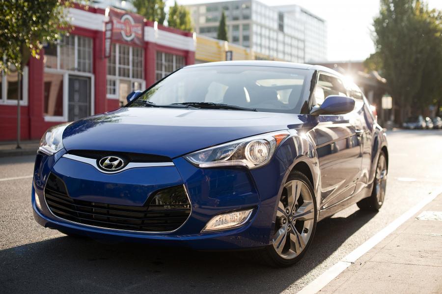  Hyundai Veloster 2011 года  (фото 174 из 184)